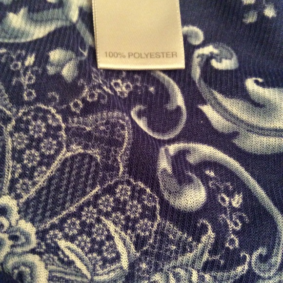 Avenue  Trendy Chic 💙empire top.  S 26 - Picture 7 of 7